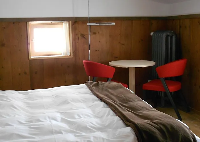 Gasthaus Am Brunnen Hotel Valendas