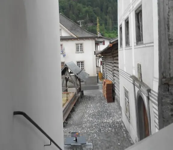 Gasthaus Am Brunnen * Valendas